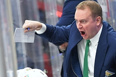 Покинувший КХЛ тренер-иностранец пожаловался на работу в России